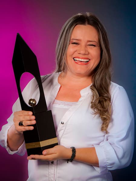 LUDIRLENA PÉREZ CARVAJAL