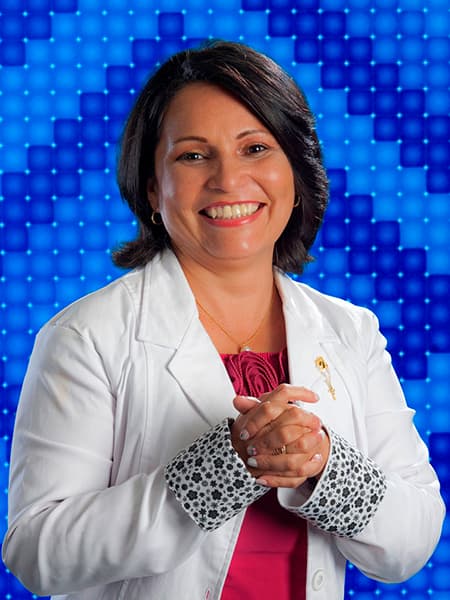 LUZ ÁNGELA REYES VARÓN